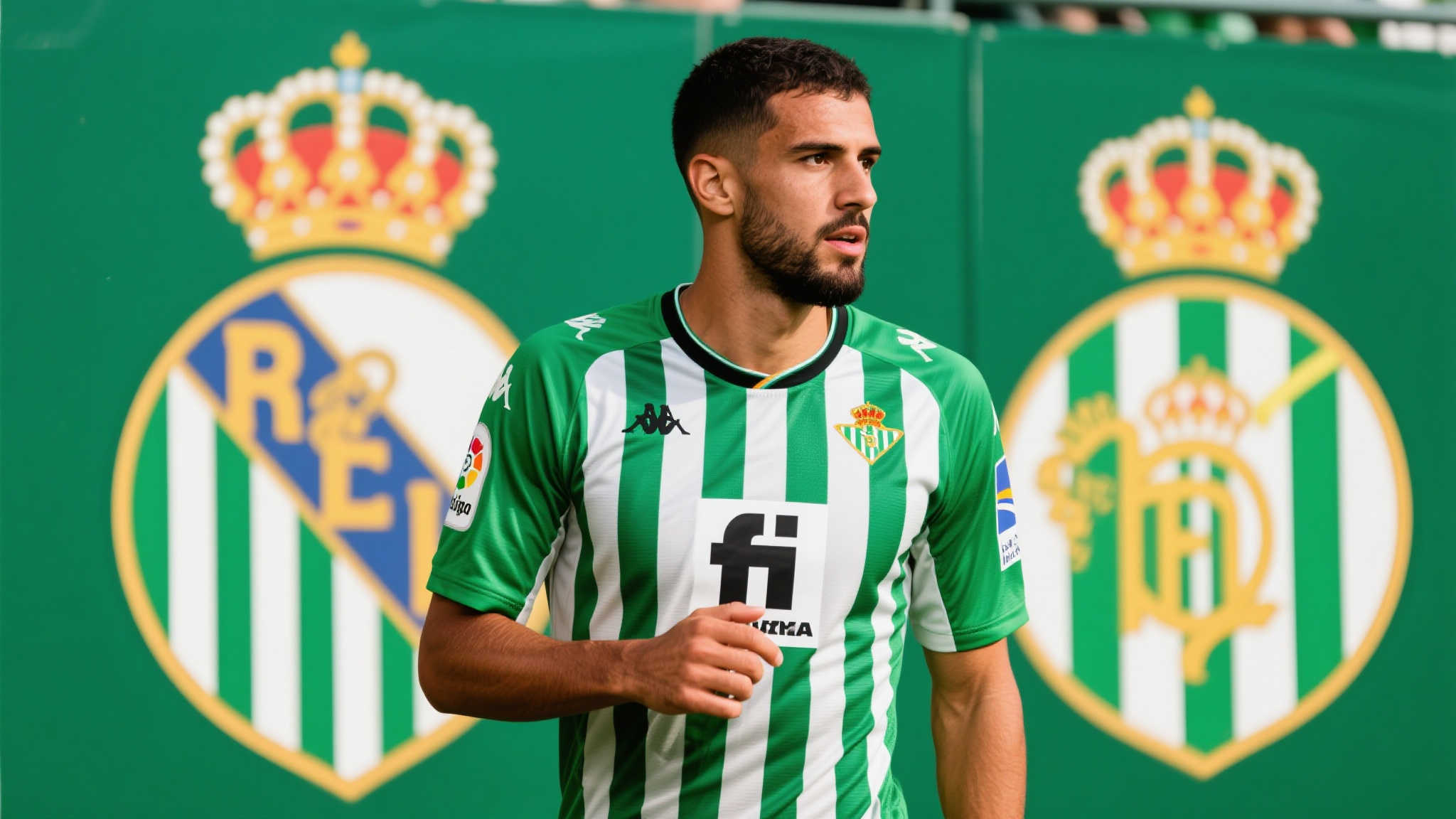 据相关报道，*目前他的合同即将到期，而尚未与当前俱